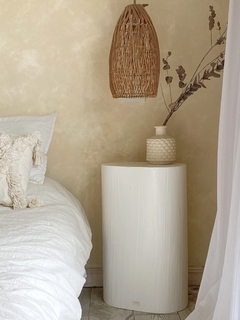 MESA TEXTURADA ONE CURVE 65X40