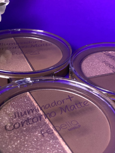 DUO DE CONTORNO E ILUMINADOR FEBELLA.