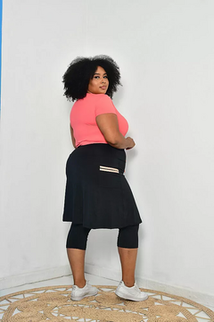 Saia Evasê Calça Corsário Preta Jandira Plus Size Evangélica na internet