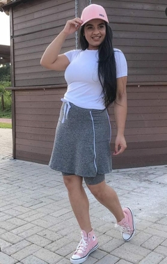 Short Saia Evasê tecido Cinza Ariane Fitness Evangélica - comprar online
