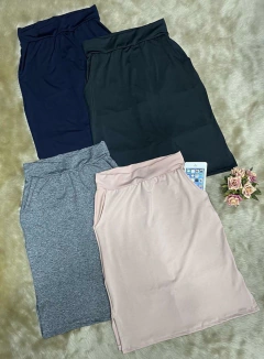 Short Saia Reta Midi cor Nude Marta
