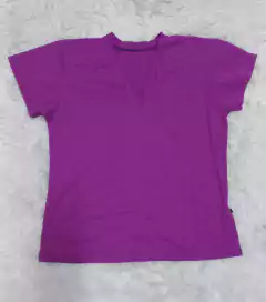 Baby Look manga curta Poliamida gola V Meire