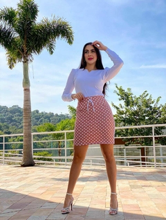 Saia Short Reta Estampada Nude Poa Nara