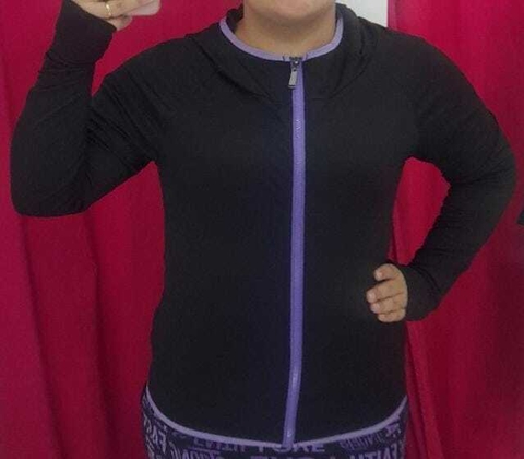 Jaqueta Fitness passa polegar cor Preta Naty