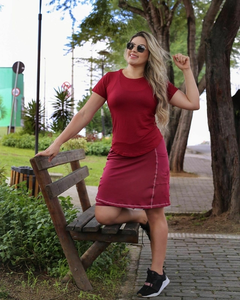 Short Saia Evasê cor Bordo costura Rose Selma