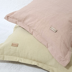ALMOHADON PRAGA EN TUSOR DE 40 x 40 ROSA VIEJO - comprar online