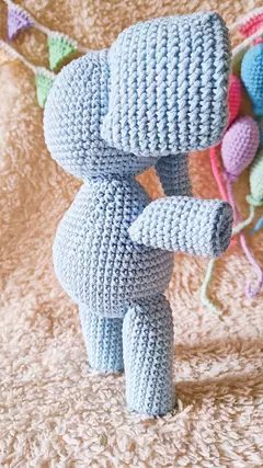 Elefante Theo en internet