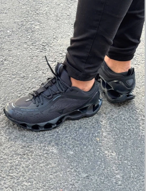 Tênis Mizuno Wave Prophecy 13.2