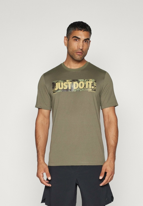 CAMISETA NIKE JDI PERFORMANCE TEE CAMO DF