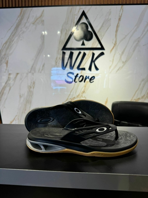 Chinelo Oakley Killer Point II
