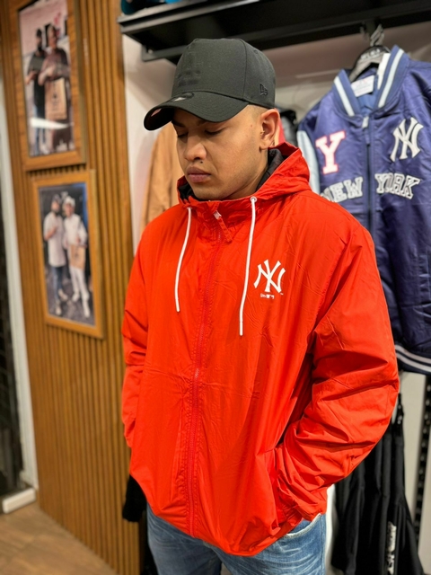 Corta Vento New Era Básico Neyyan Red