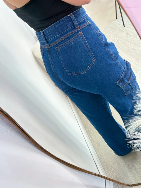 Wide leg Cargo Escura na internet