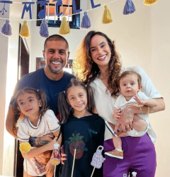 Naiumi Goldoni - São Paulo, SP