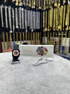 Gs8 mini Smart watch. na internet