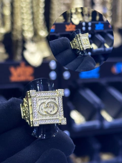 Dedeira Gucci
