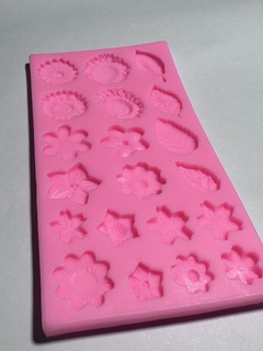 Molde flores x20 - comprar online