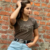 Camiseta T-shirt Feminina Follow Marrom na internet