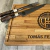 Tabla personalizada + Tenedor + Cuchillo | Escudo + Nombre | Lanús - comprar online