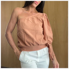 Blusa sin hombro ELA Cobre en internet