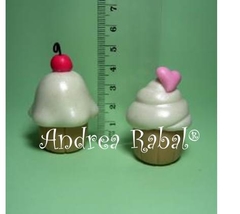 CUPCAKE ESPIRAL Y BOMBA CON BASE -AR0411- en internet