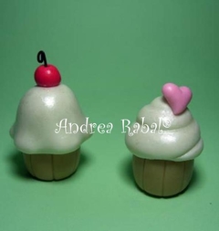 CUPCAKE ESPIRAL Y BOMBA CON BASE -AR0411- - Andrea Rabal Moldes de Silicona
