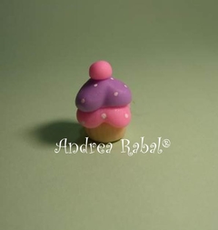 CUPCAKE CON VOLUMEN CHIQUITA -AR0404- - Andrea Rabal Moldes de Silicona