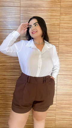 Shorts Alice - Marrom na internet