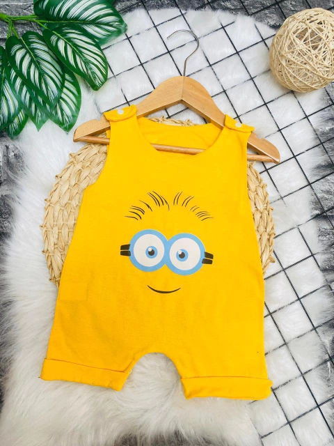 Jardineira Minions Curto Cod 081 - comprar online