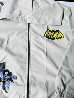 Jaqueta Corta Vento Off na internet