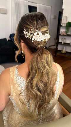 Grinalda Andrea - Acessórios de Luxo para Noivas | Grinaldas, Tiaras e Mais - Tortolys