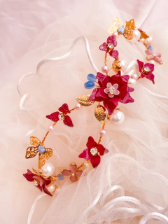 Tiara Infinito Duo na internet