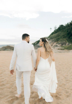 Duo de flores Mary - Acessórios de Luxo para Noivas | Grinaldas, Tiaras e Mais - Tortolys
