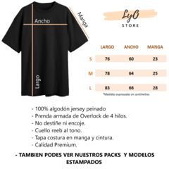Remera Blanca Oversize DRAGON BALL GOKU NUBE VOLADORA en internet