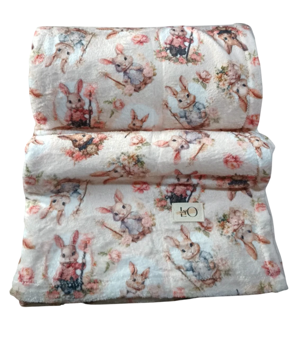 Frazada de Polar Soft CONEJITOS ROSAS medida 2,40x1,60