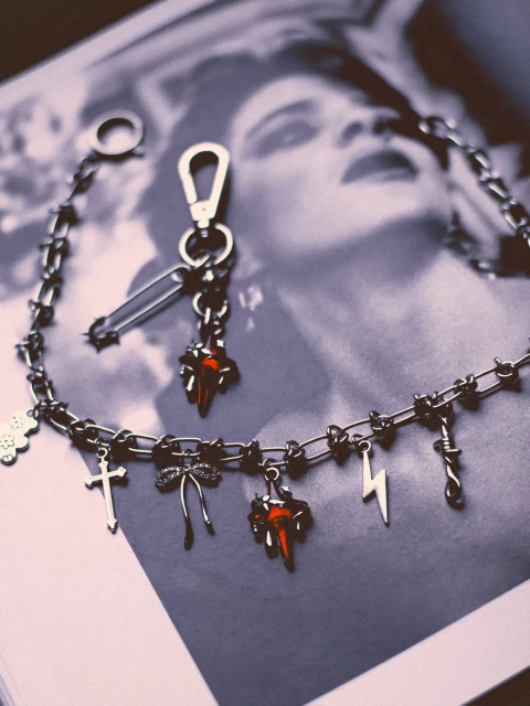 COLAR SHADES OF COOL