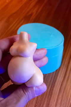 Molde de Silicone Tronco grávida bipartido - comprar online