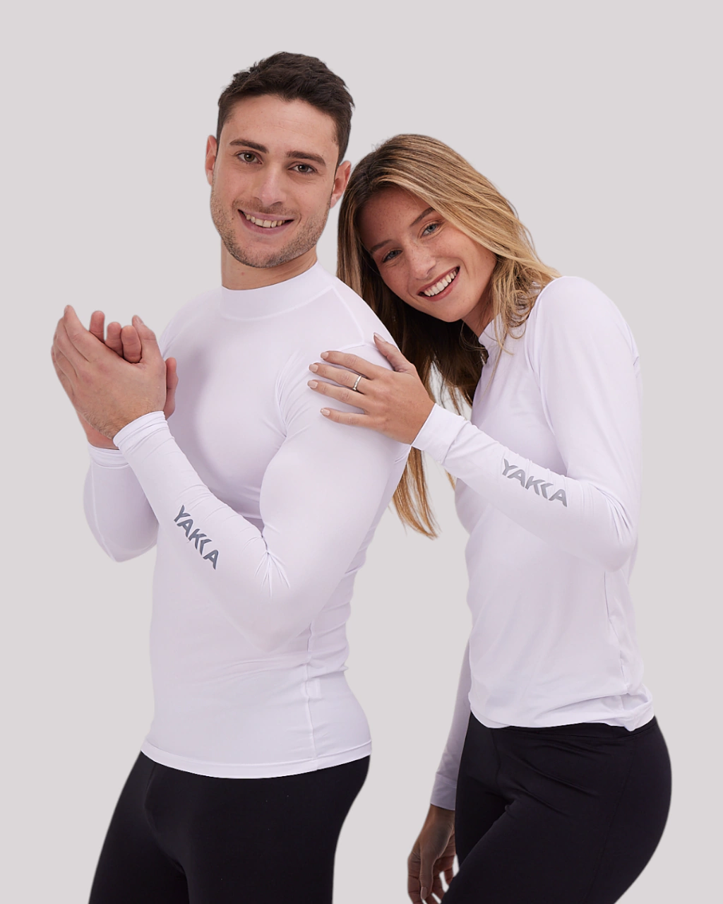 Remera Térmica Blanca White & Negro Black Kaoma