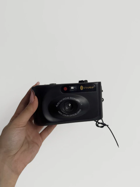 CÂMERA ANALÓGICA UYAMA - comprar online