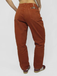 CALÇA FERRUGEM BNA CGC (40) na internet