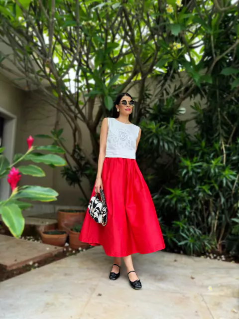 SAIA MUNIQUE VERMELHA - TAFETÁ DE SEDA