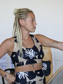 Top Jazmín Estampa Frida - comprar online