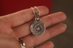 Pingente Flor do Sol na internet