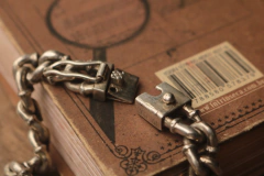 Corrente Big Rebel Torcida - comprar online