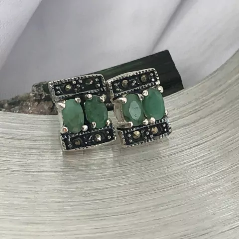 Brinco-Prata-Tailândia-Esmeralda-Minimalista