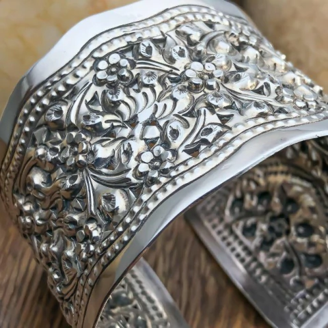 Bracelete Prata 925 Tailândia Flores Cinzelado 