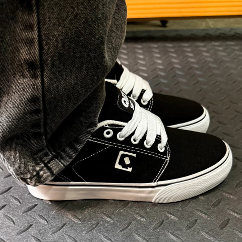 Tênis Qix Combat 3 Vulcan Tecido Preto E Branco