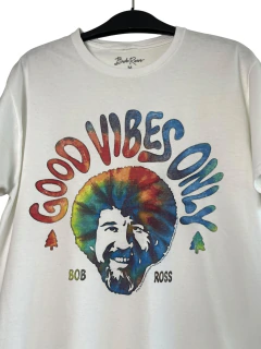(S) Bob Ross Tee na internet