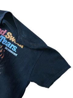 (M) Blood, Sweat & Tears Tee na internet