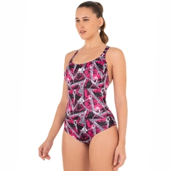 MALLA ENTERIZA ESTAMPADA RESISTENTE al CLORO® DEPORTIVA DE DAMA con Pinza y Elástico bajo busto. NATACIÓN-AQUAGYM QUICKLY® - 1180 GeoFucsia