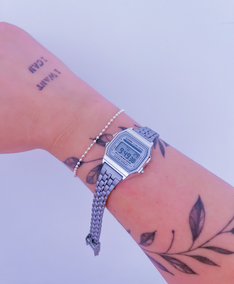 Relógio modelo vintage Casio mini - comprar online